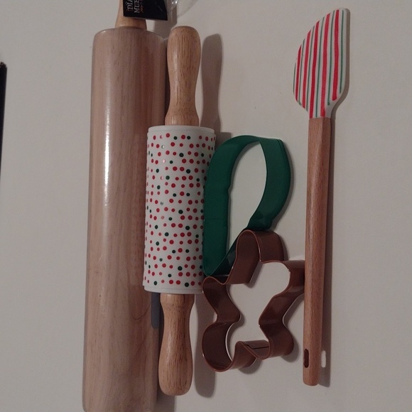 Holiday Baking Set Halloween and Christmas - Picture 9 of 11